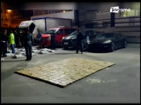 Policía decomisa cerca de una tonelada de cocaína