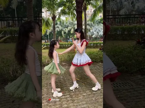 sister making video fun 🤣 #funny #funnyvideo