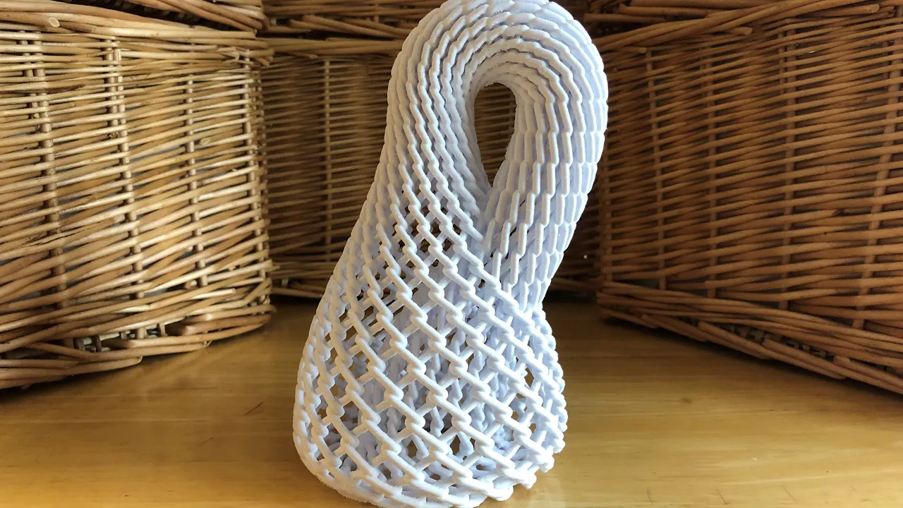 Chain Link Klein Bottle
