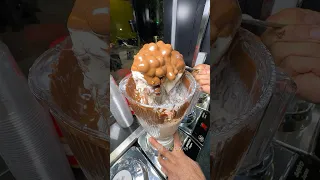 کی میتونه ترکیب نوتلا و فندق و بستنی نه بگه 