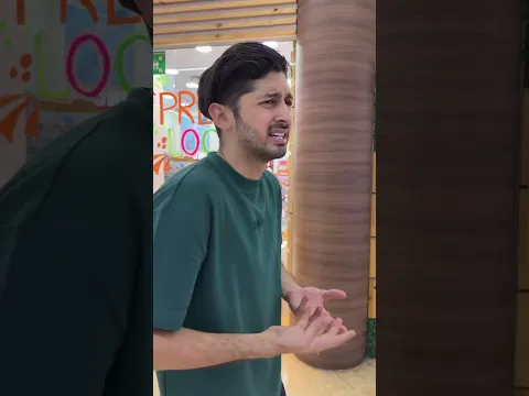 Cuando salimos sin la bebe🤣