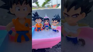 Woa Goku Bathroom Set Toy: Vegeta Sad Story! ????#dragonball #vegeta #goku #sadstory #shorts #usa