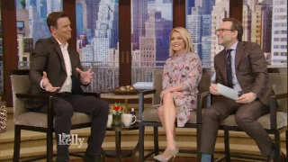 Peter Krause Lauren Graham Fell in Love on the Set Of Parenthood