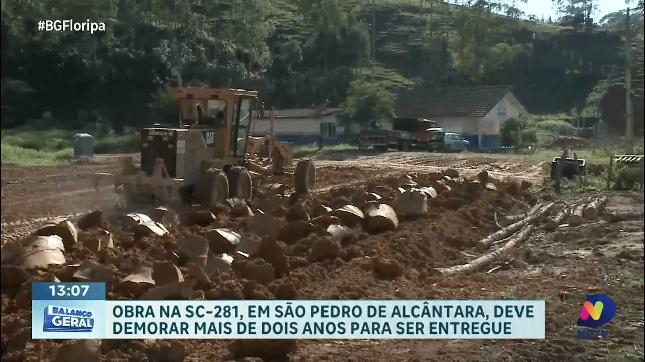 Obra na SC-281, entre Angelina e São Pedro de Alcântara, enfrenta atrasos