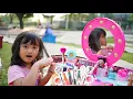 Lagu BERMAIN DI TAMAN ❤️ DAPAT HADIAH MAKE UP MAKE AN  DARI MAMAH | Salsa and Family