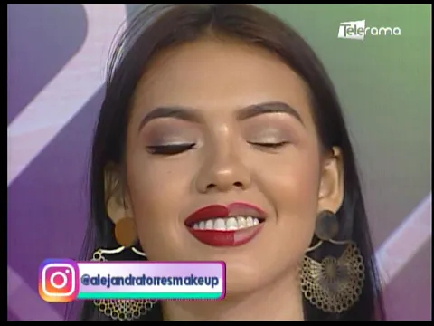 Aprenda a realizar un maquillaje en tonos rojos