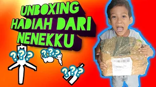 Download UNBOXING HADIAH DARI NENEKKU - GIO SENENG BANGET!! MP3