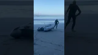 Check out our sexy muscle car 💪 #ourladydefiant #liveaboard #yachtracing #musclecar