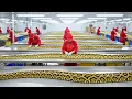 Lagu Inside the PYTHON SKIN Factory: How GIANT Snakes Become $10,000 Handbags | BILLION DOLLAR INDUSTRY