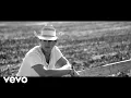 Jon Pardi - She Ain't In It (Official Music Video)