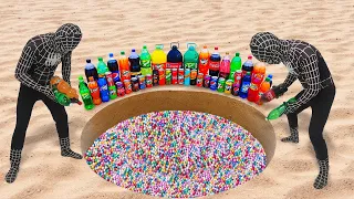 تجربة   بذور سبايدرمان بلوم كلر مقابل كوكا كولا   ماونتن ديو   يديجون   بيبسي ومنتوس في أندر دندنها