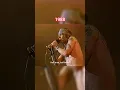 Download Lagu Axl Rose introduces Slash (1988 \u0026 2016) #axlrose #gunsnroses #gnr #slash #fyp #shorts #short #music