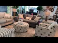 Couch hunting Rooms to go in Destin Florida