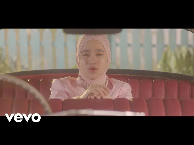 Download MP3 Nabila Taqiyyah - Ku Ingin Pisah (Official Lyric Video)
