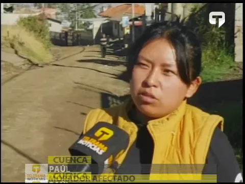 Trabajos de reparación de la tubería matriz para restablecer de agua potable a Rayoloma