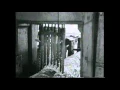 Download Lagu Paltrokmolen De Held Jozua, een 8 mm film van rond 1946.