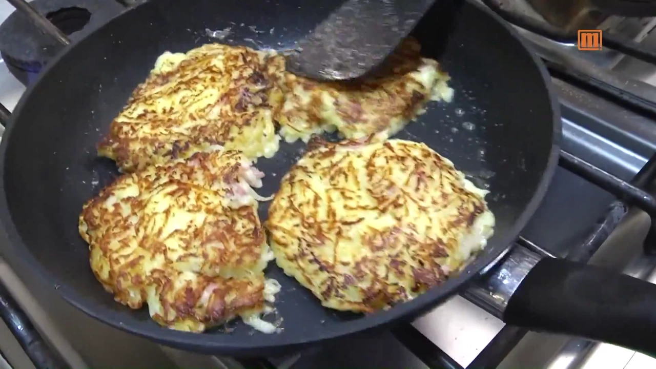 CALLEkocht: Berner Rösti aus vorgekochten Pellkartoffeln perfekt mit Speck gebraten. Unsere zweite R. 