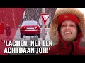 Download Lagu Automobilist parkeert auto op vangrail - AT5 30 jaar