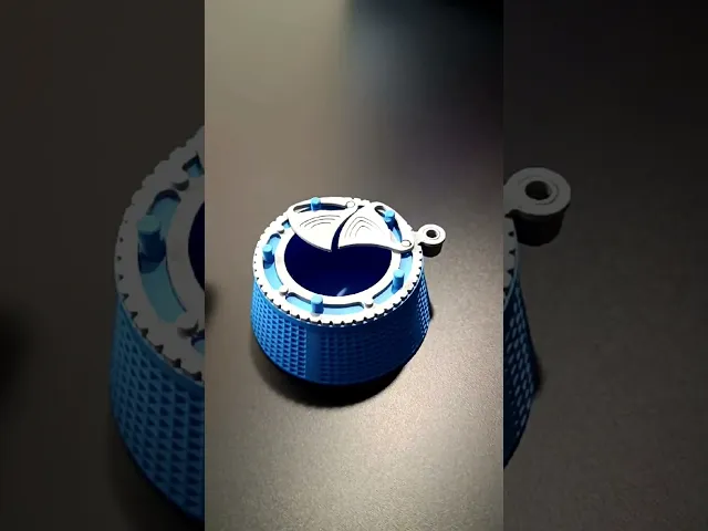 Mechanical Iris Container - Compact and stackable version video thumbnail