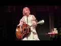 Lagu 2021/12/21 大森靖子「MC〜PINK〜音楽を捨てよ、そして音楽へ〜アイドルを辞める日〜何が悪い〜即興〜君と映画〜新宿」京都磔磔2部。