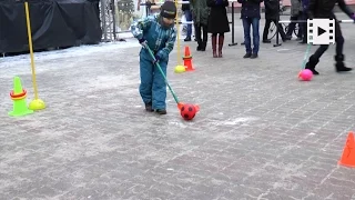 Зимові спортивні ігри для дітей провели у середмісті 
