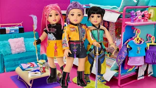 KPop Demon Hunters Mira Rumi Zoey Goes Back To  School
