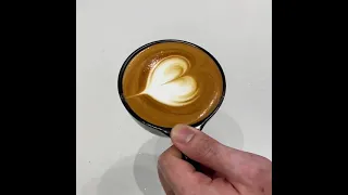 Basic Heart Latte Art By Maverick Lee 