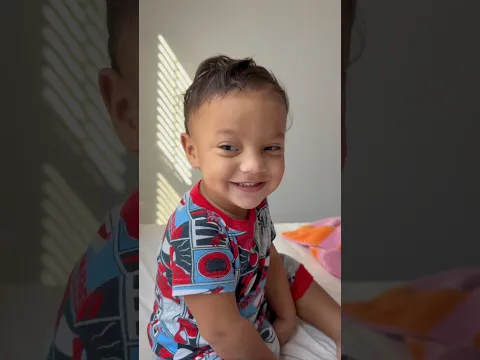He want this everytime he wakes up 😂❤️