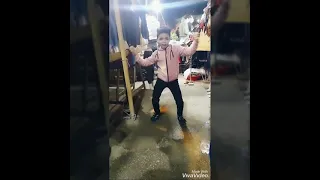 يا اصحاب كلاب قلبي في خطر دندنها
