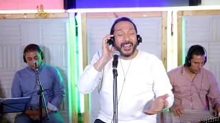 تحت نفس الشمس على الحجار ساعة تجلى 