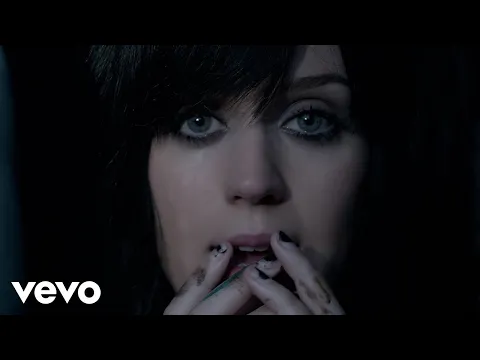 Download MP3 Katy Perry - The One That Got Away (Official Music Video)