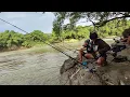 Download Lagu HARVEST...! PEOPLE FISHING FOR BAUNG FISH IN A LOCATION FULL OF BIG FISH