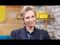 Jane Lynch chats THE WEAKEST LINK and Being Mean - Jeanne Wolf interviews Weakest Link