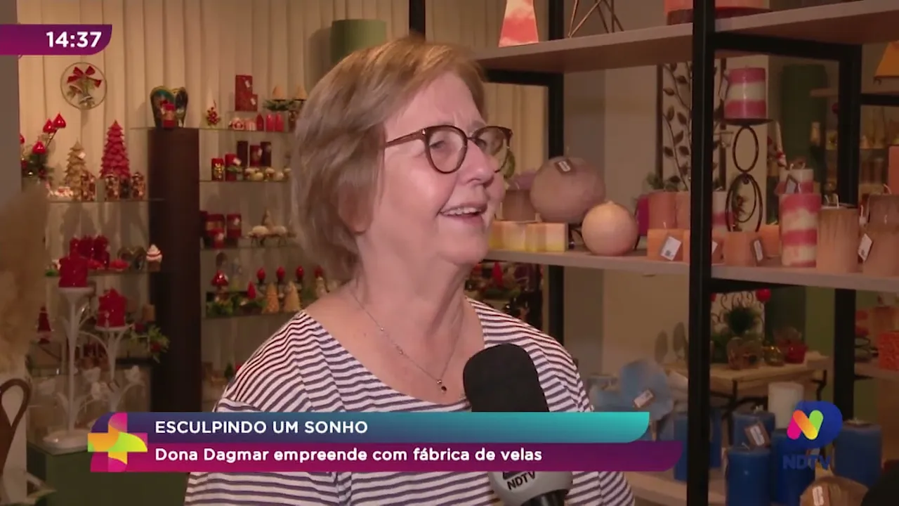 Oficina de vela: visitantes podem aprender técnicas manuais em Pomerode