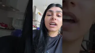 ميا خليفة تشتم بشار الأسد باللهجة اللبنانية وتنضم إلى الثورة السورية 