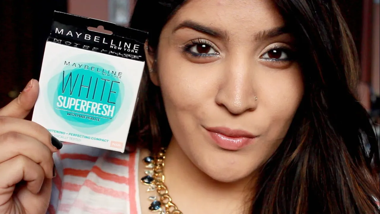 Hi dear! kali ini aku mau ngebahas ttg bedak dari maybelline yang aku lagi suka banget! ini dia si m. 