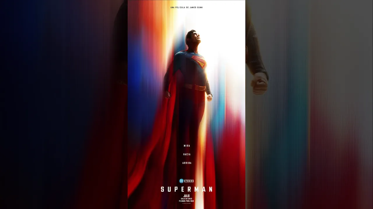 Tráiler de Superman en línea.