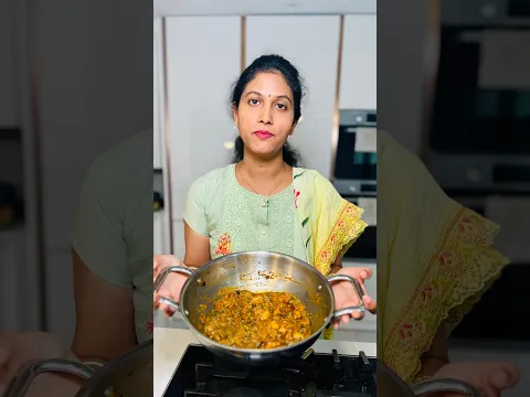 Sandhya చేసిన చుక్క కూర, పచ్చి రొయ్యలు.. #youtubeshorts #shortaday #shortsdaily
