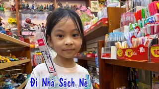 Em Quỳnh đi mua dụng cụ học tập năm học mới 💎 AnAn ToysReview TV 💎