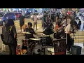 Download Lagu Gentleman Busker - strim langsung