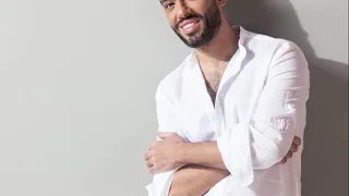 محسود رامي جمال يغني الاغنيه أفضل من الهضبة دندنها
