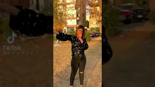 ليك واشتراك اضرب عصفورة بتنقل الكلام دي مش روجولة  ليك واشتراك اضرب عصفورة بتنقل الكلام دي مش روجولة