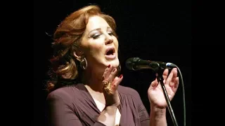 مين أداك الحق فى قلبى من تسجيلاتى لنجمة الطرب ميادة الحناوى كلمات سمير الطائر ولحن سامى الحفناوى 