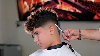 اسهل واسرع طريقة لكسر خط الصفر لتدريج الشعر 3Dبمكينة WAHL الامريكي باحدث تكنيك للمبتدئين 