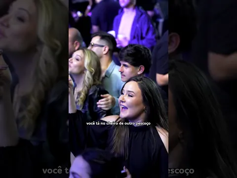 Passando pra lembrar que domingo é dia oficial de sentir saudade inconveniente 🫵😂