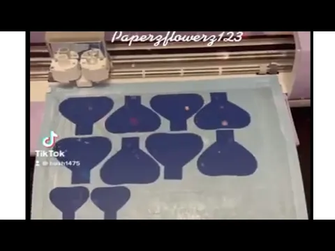 HOW TO MAKE PAPER FLOWERS WITH CRICUT
