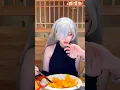 Download Lagu Elizabeth Liones doesn't want to share hers food 😂 Nanatsu no Taizai Cosplay #shorts
