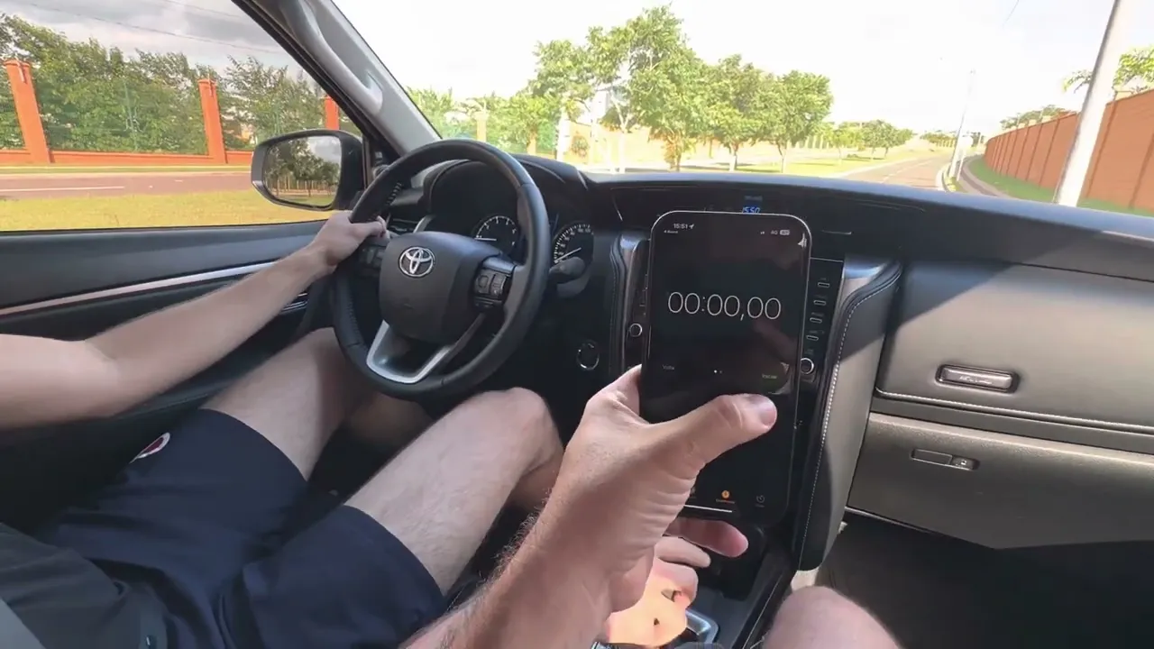 ACELERANDO UMA SW4 SRX 2023 0KM ORIGINAL DE 204CV
