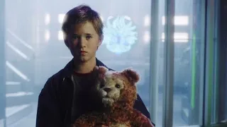 روبوت يبان انه طفل بشري قصة من فيلم A I Artificial 