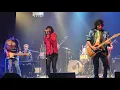 Download Lagu MIXED EMOTIONS @FLASHPOINT.RS